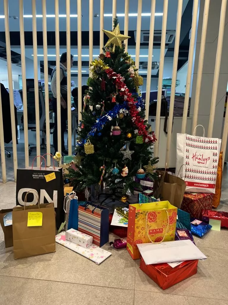 AQUILAW wishes Merry Christmas! A few pictures from our Christmas celebrations...